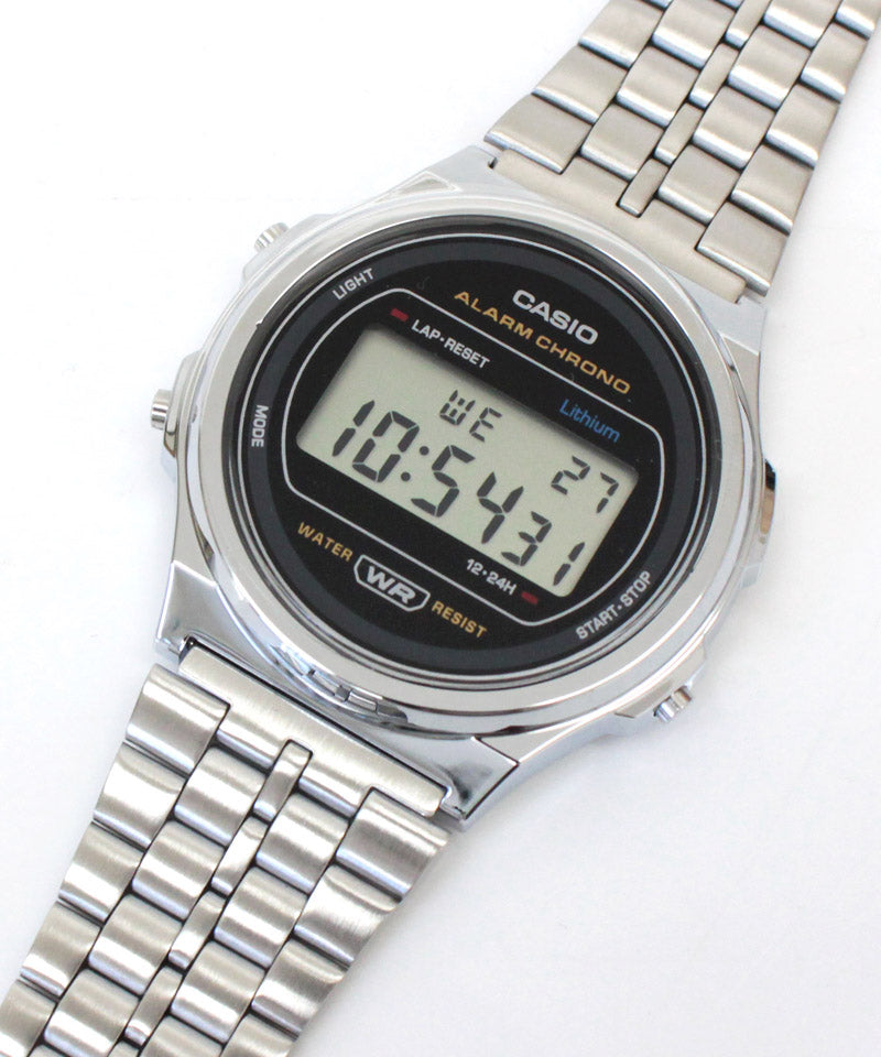 カシオ　デジタル腕時計　未使用品　海外モデル　ビッグフェイス　プレゼント