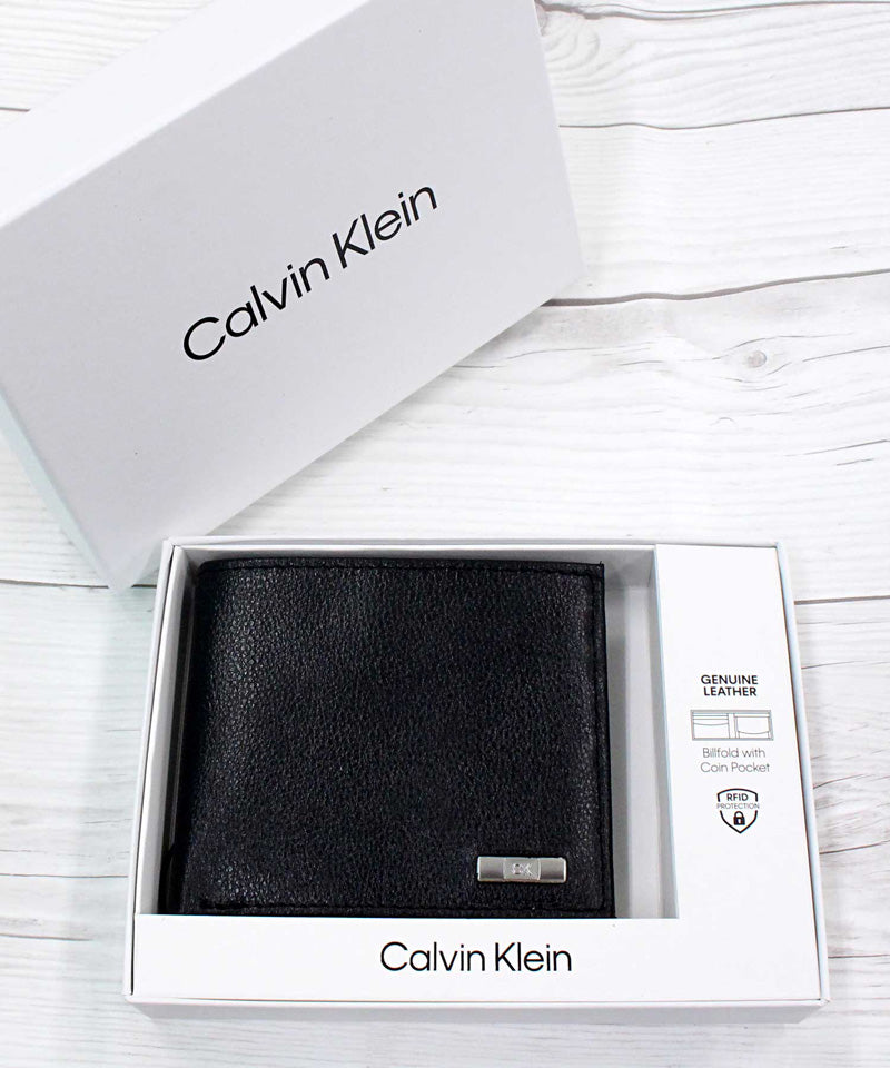 【後払い手数料無料】 Calvin Klein カルバンクライン CK ロゴプレート 2つ折り 小物