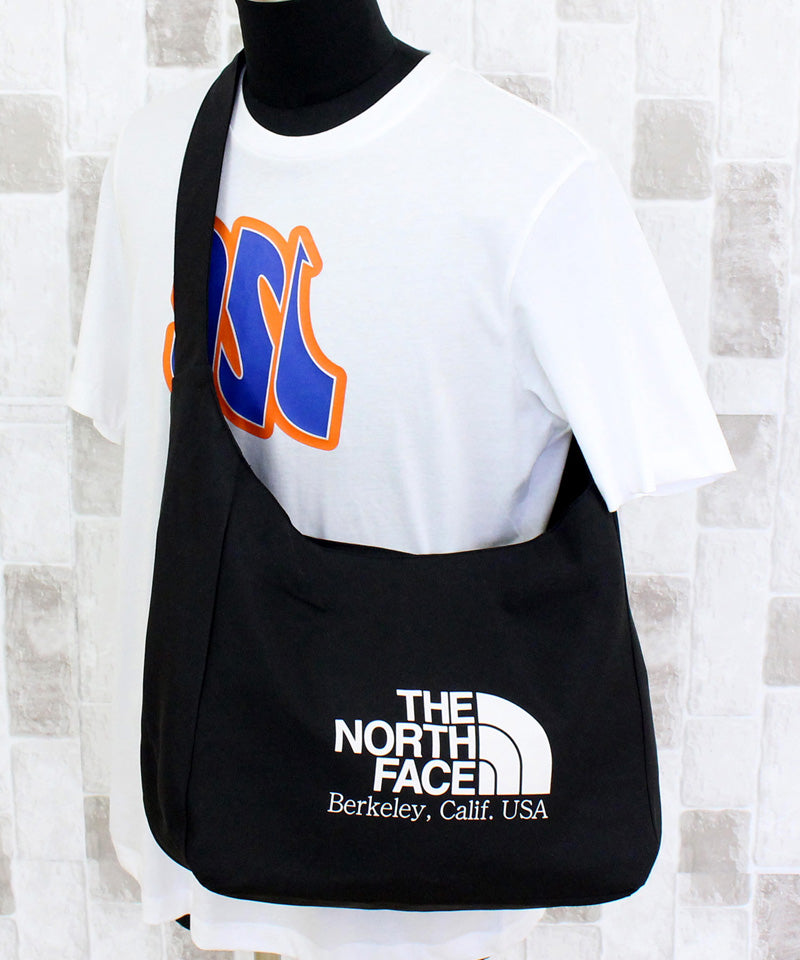 THE NORTH FACE ザ ノースフェイス ビッグロゴショルダーバッグ