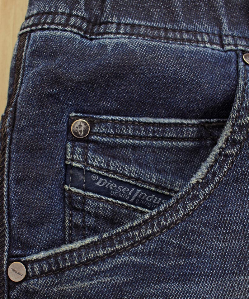 DIESEL ディーゼル デニム メンズ JOGG JEANS ジョグデニム