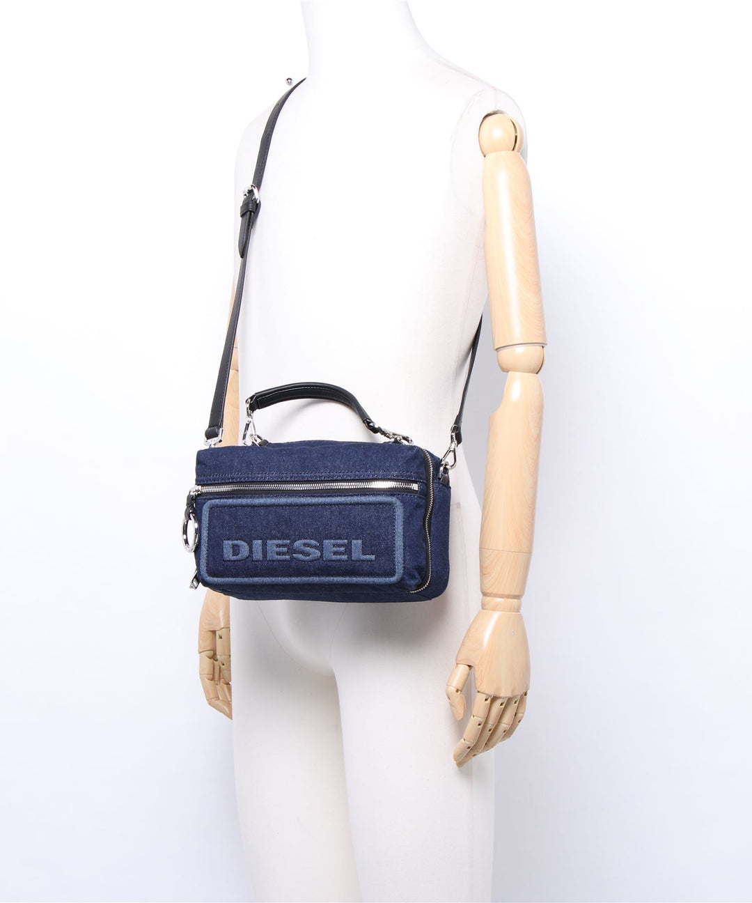 ディーゼル DIESEL ポーチ バッグ 鞄 メンズ レディース 男女兼用 デニム生地 ペンケース 化粧ポーチ 小物入れ D-RUBBER CASE