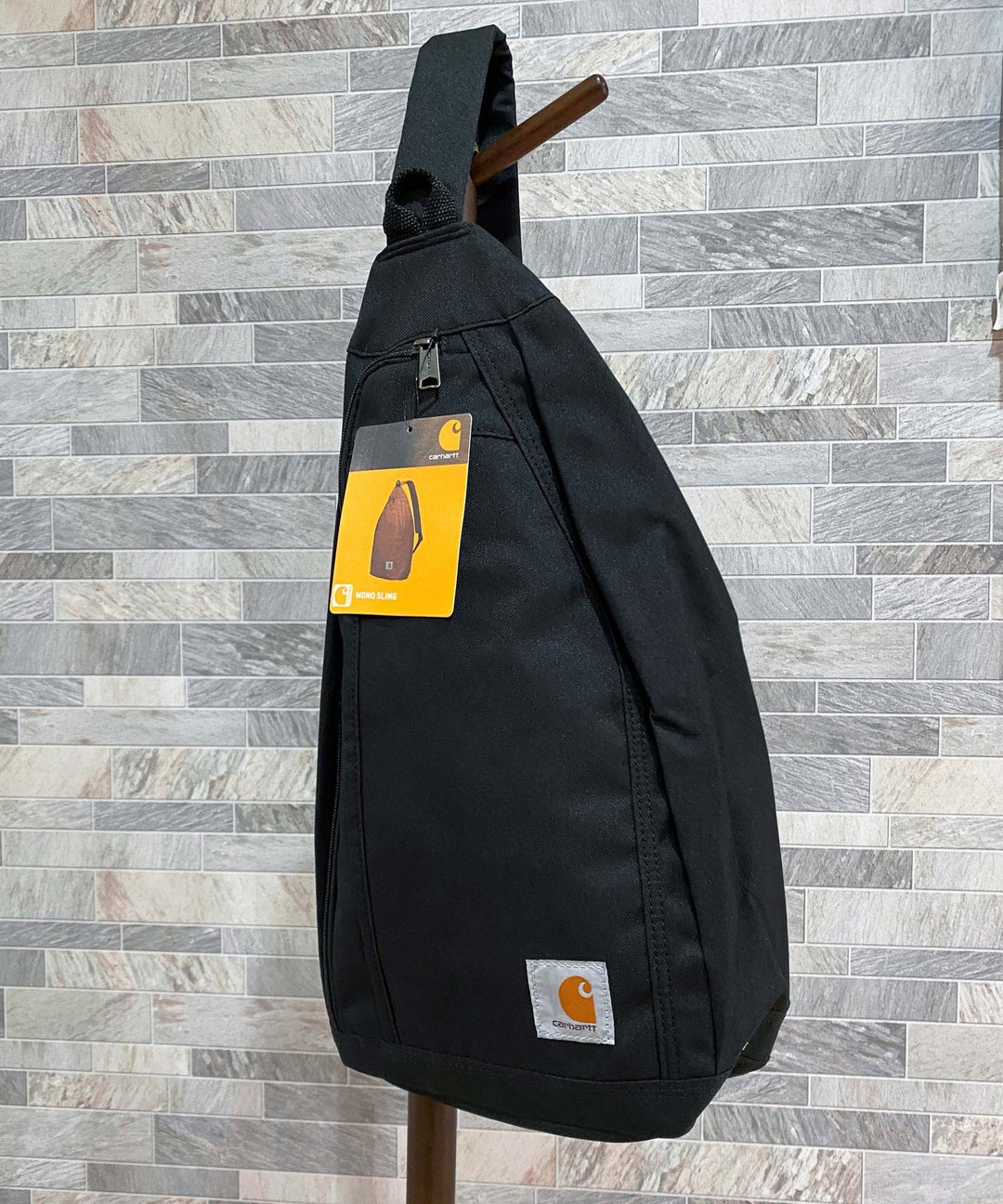 CARHARTT カーハート モノ スリング ボディバッグ Amazon.co.jp: Carhartt Mono Sling Backpack, Carhartt Brown