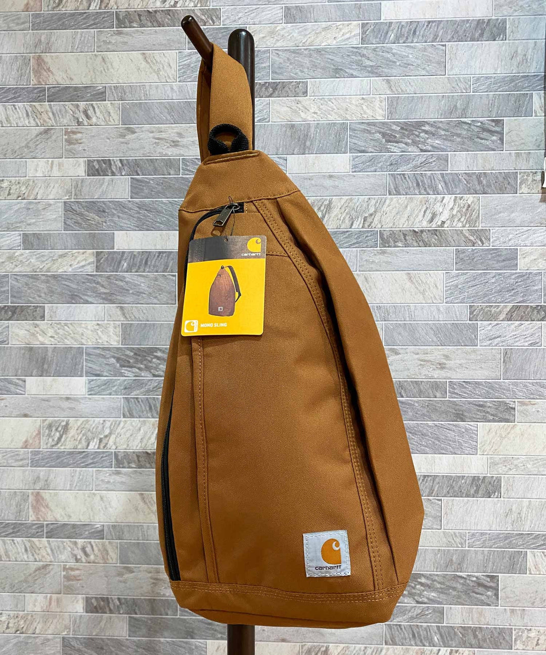 CARHARTT カーハート モノ スリング ボディバッグ Amazon.co.jp: Carhartt Mono Sling Backpack, Black バッグ