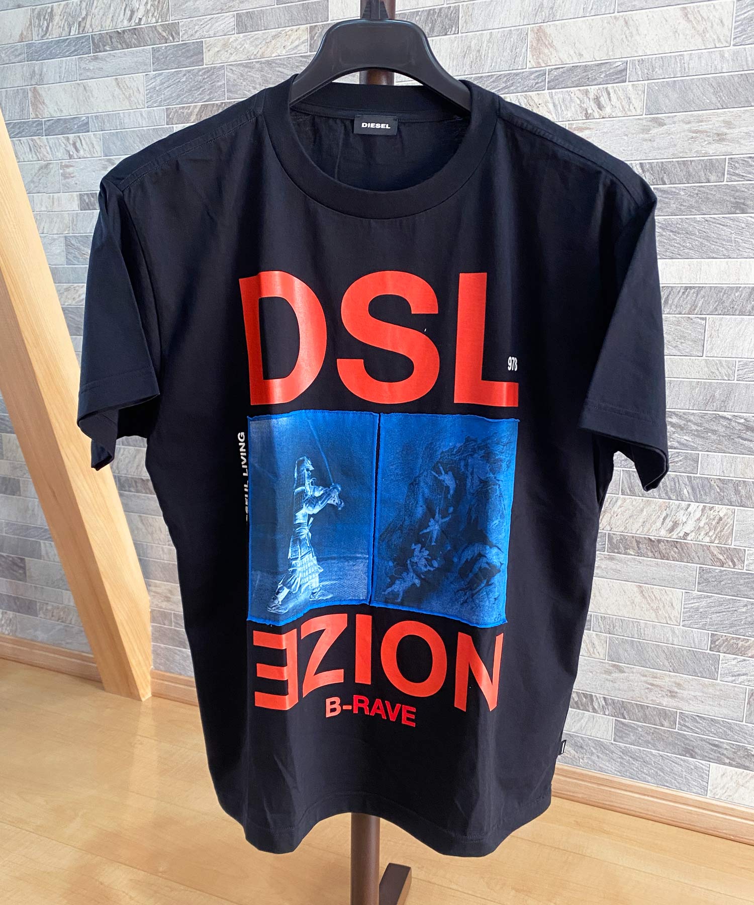 DIESEL ディーゼル グラフィックプリント ビッグロゴ クルーネック 半袖Tシャツ T-WALLACE-XC
