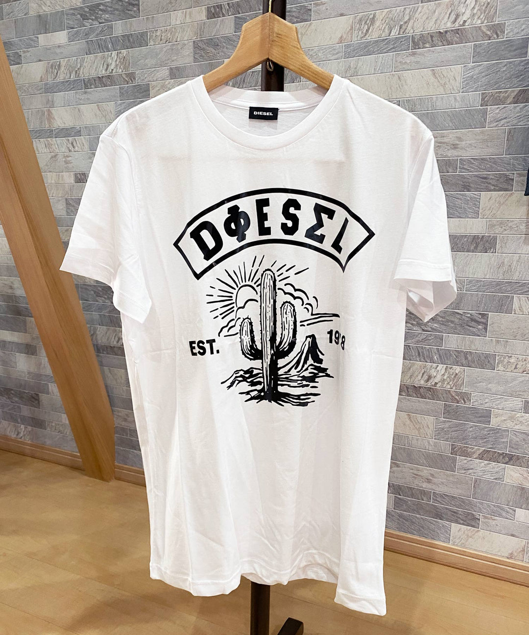 送料込★DIESEL★半袖Tシャツ Diegos K15 Tシャツ Diesel T-Diego-K16 Box Logo Black T-Shirt | eBay