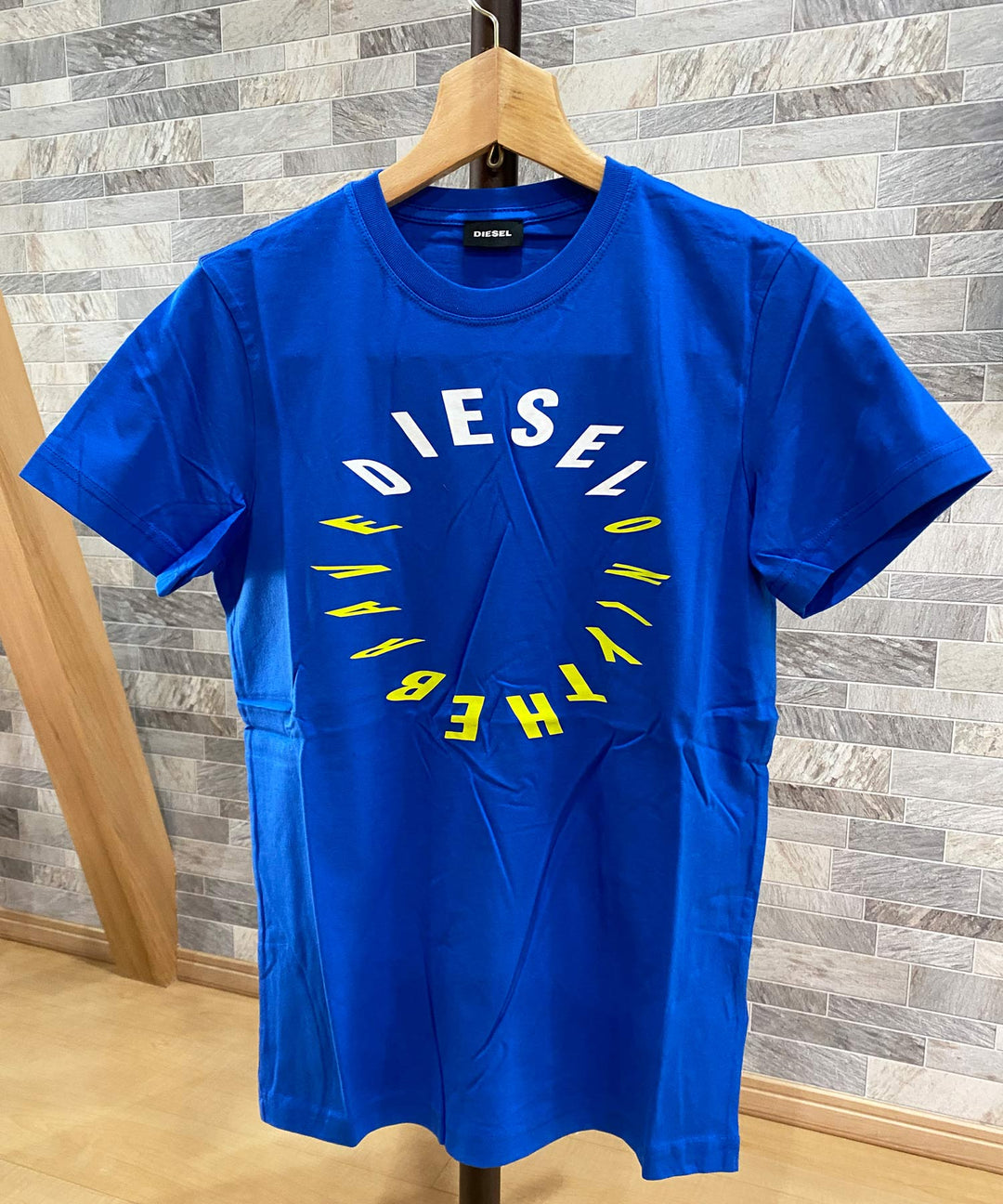国内発☆関税込【DIESEL】T Adjust K9 半袖Tシャツ サークルロゴ 関税込【DIESEL】T Adjust K9 short sleeve T-shirt/Black/ロゴ