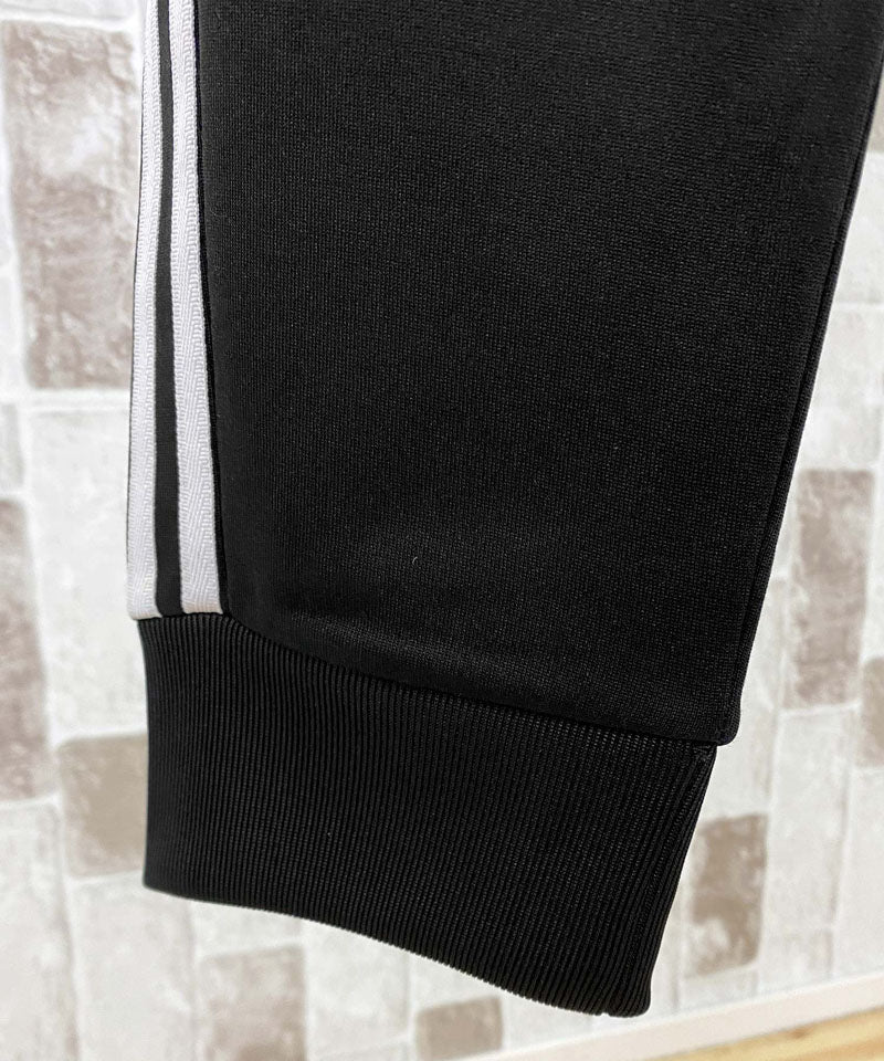 アディダス トラックパンツ ジャージ 黒 スリーライン トレフォイルロゴ アディダス オリジナルス adidas Originals トレフォイルロゴ
