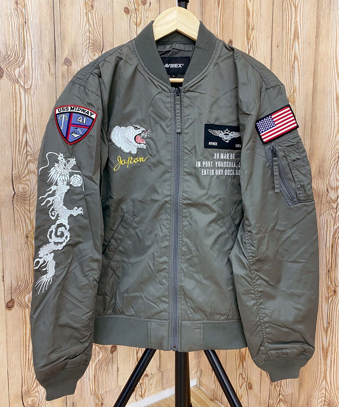 フライトジャケット 横須賀 U.S.S MIDWAY CV-41｜ファッション