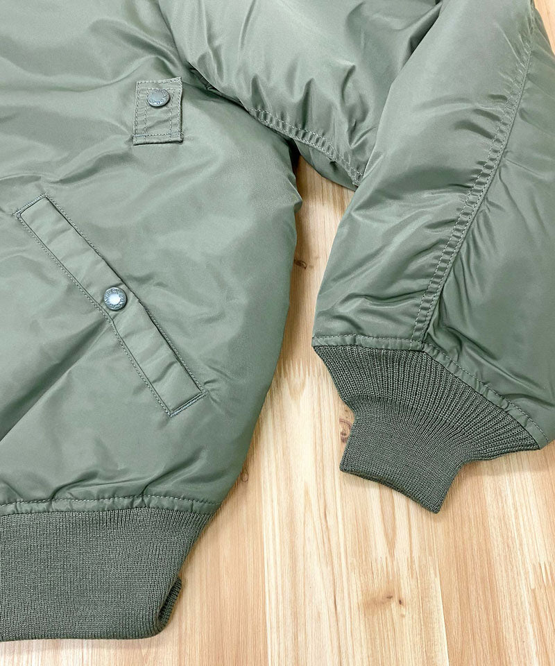 AVIREX ma1ブルゾン AVIREX アビレックス MA-1 フライトジャケット 中綿 サーモライト 無地