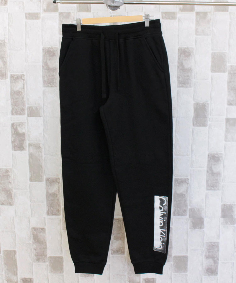 【 】ロゴ フリース ジップパーカー&ジョガーパンツ Calvin Klein スウェットパンツ ジャージ CK ロゴフリース