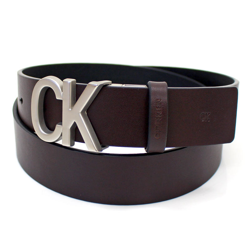   Jeans リバーシブル　レザーベルト　CKロゴ Calvin Klein Jeans CK ロゴバックルリバーシブルレザーベルト – TopIsm