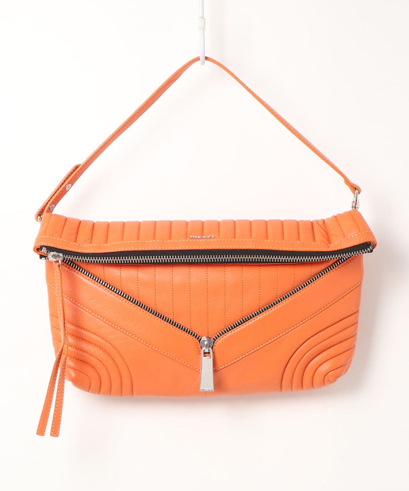 未使用　定価4.6万　ディーゼル　Dロゴ　メタル　レザー パンツ　ストレッチL 未使用 定価4.6万 ディーゼル Dロゴ メタル レザー パンツ ストレッチL