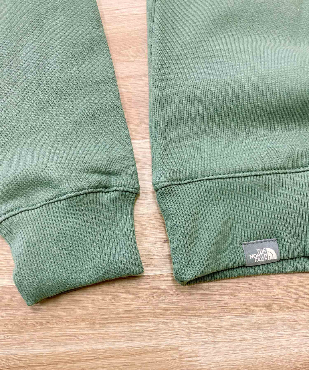 THE NORTH FACE ノースフェイス BOXロゴ バックプリント スウェット