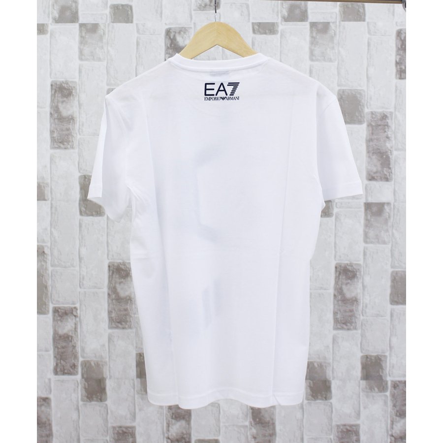♦︎エンポリオアルマーニ　TシャツM ホワイト　シンプル　きれいめ　高級感　上品